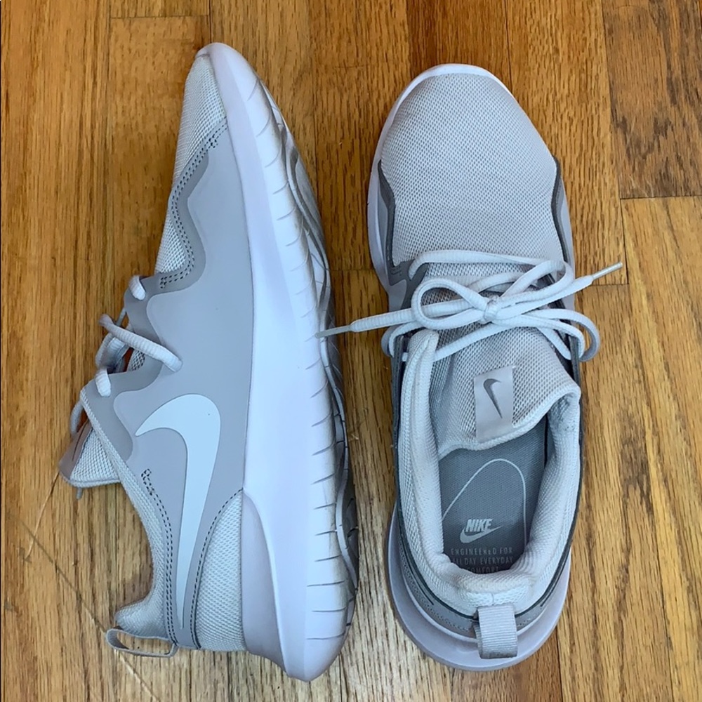 Men’s Nike Tessen